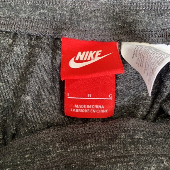 Nike Kids sweatpants size large - Picture 3 of 3